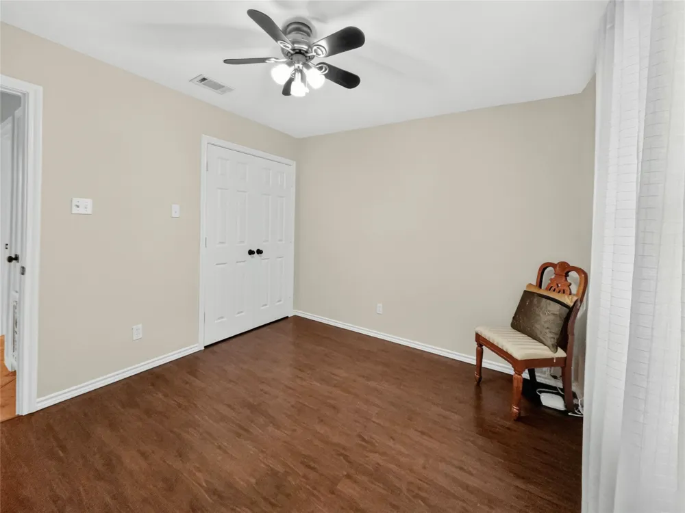 617 Avenue D Springtown, TX 76082