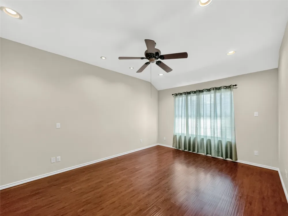 617 Avenue D Springtown, TX 76082