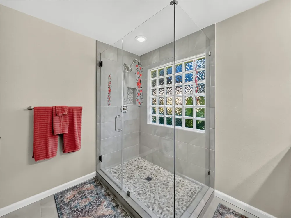 617 Avenue D Springtown, TX 76082