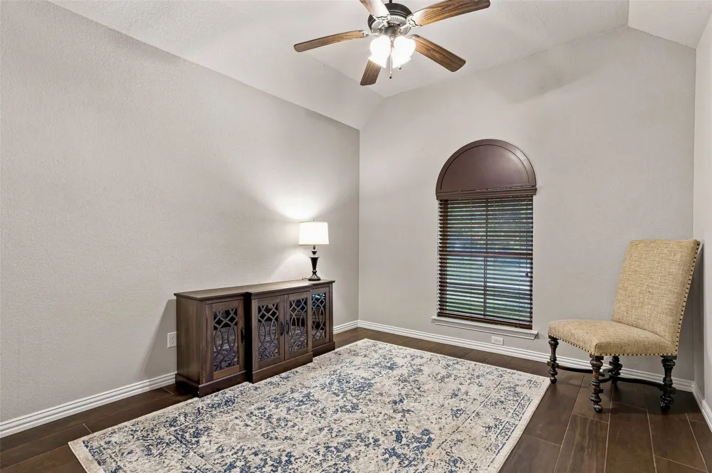 2749 Buffalo Run Burleson, TX 76028