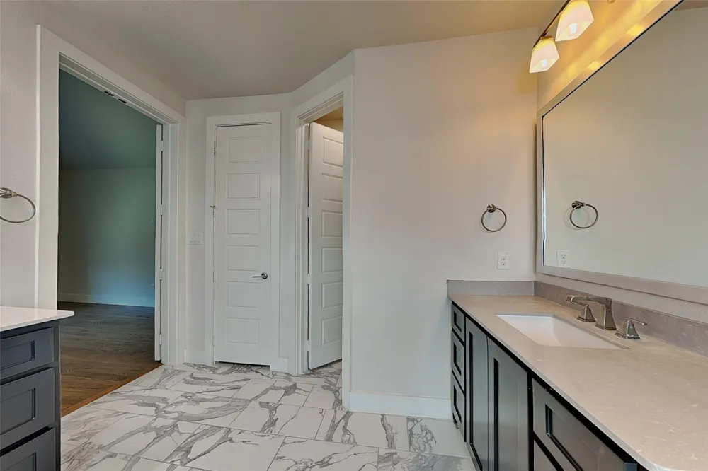 4432 Tall Knight Lane Carrollton, TX 75010