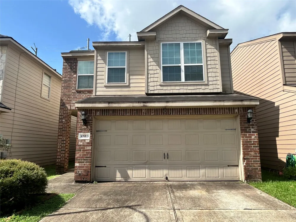 10913 Panther Court Houston, TX 77099