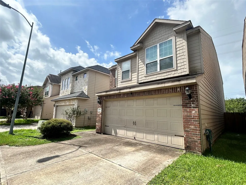 10913 Panther Court Houston, TX 77099