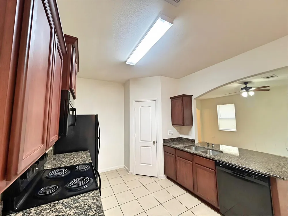 10913 Panther Court Houston, TX 77099