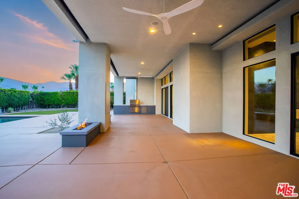 28 Summer Sky Circle Rancho Mirage, CA 92270