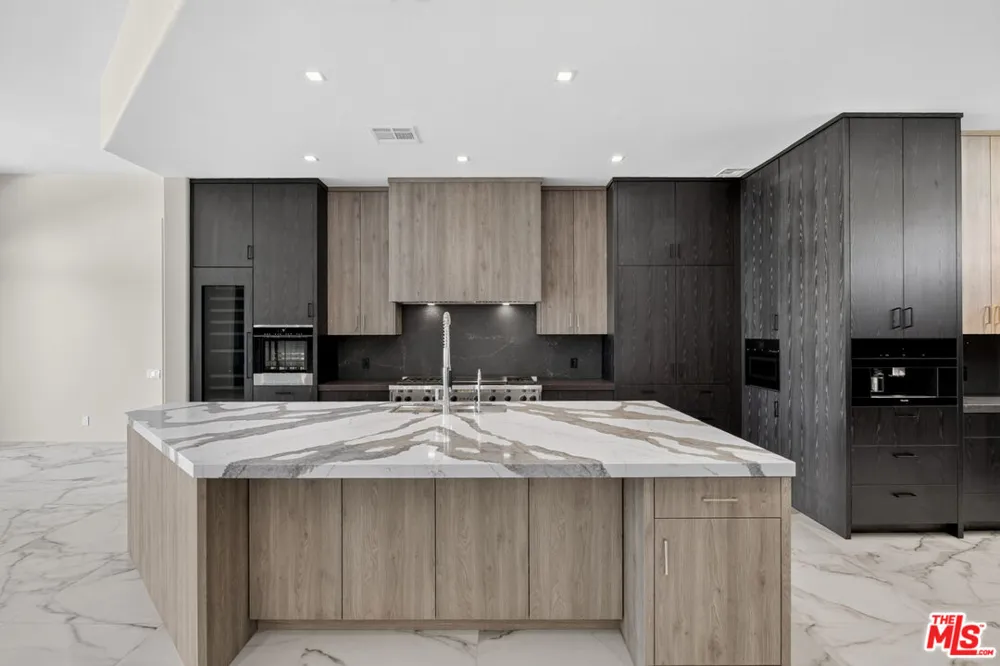 28 Summer Sky Circle Rancho Mirage, CA 92270