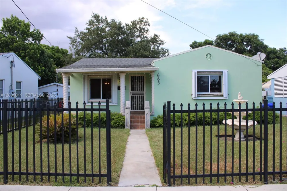 665 NW 50th St Miami, FL 33127