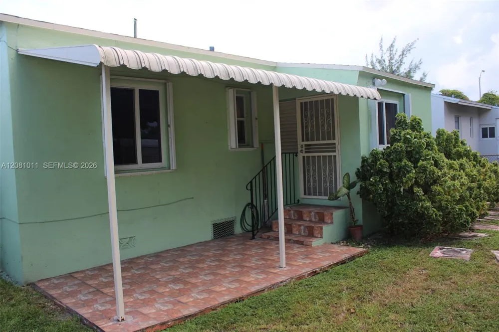 665 NW 50th St Miami, FL 33127