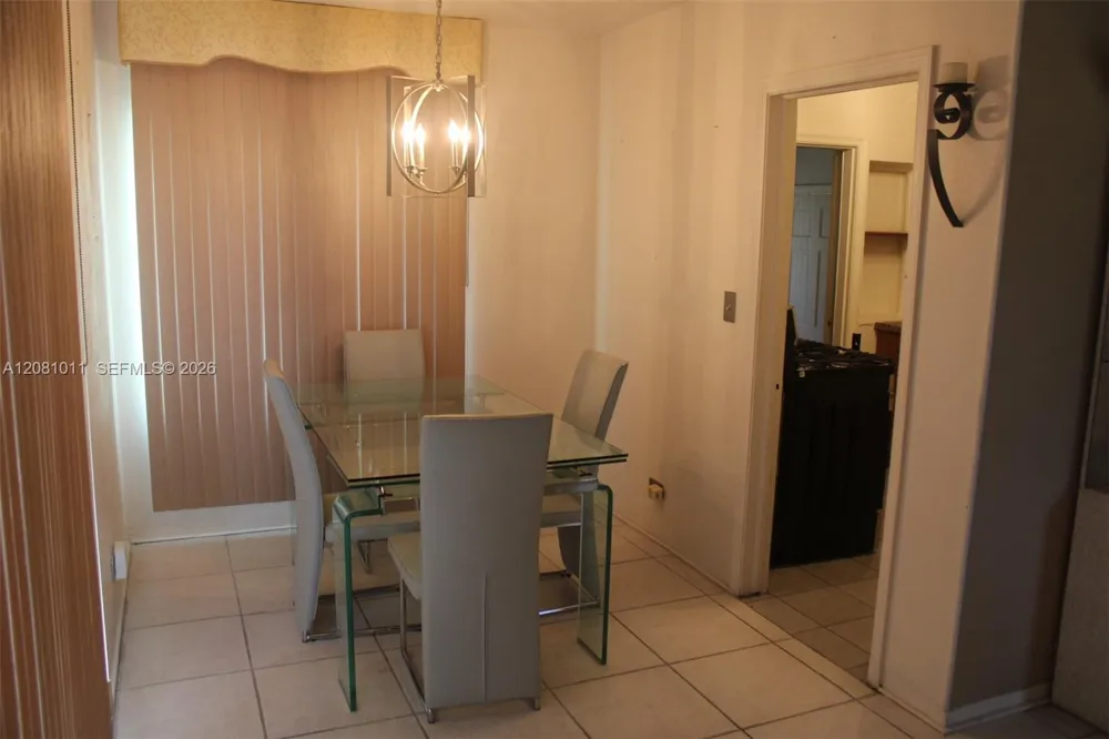 665 NW 50th St Miami, FL 33127