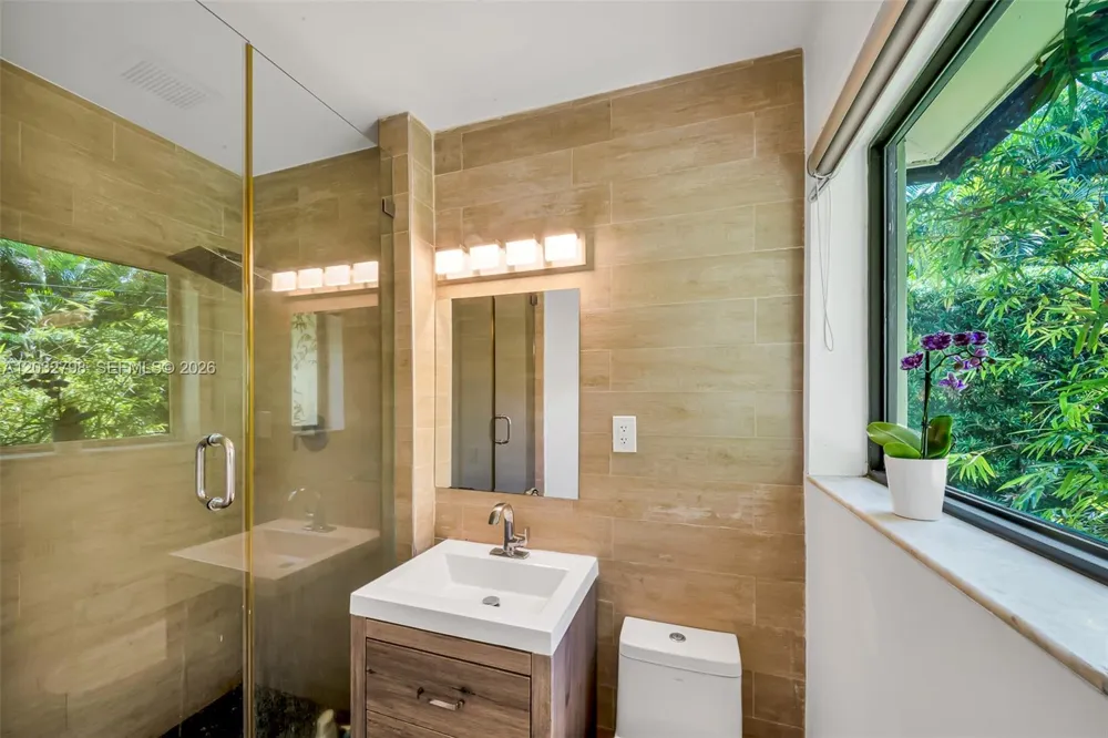 1172 NE 103rd St Miami Shores, FL 33138