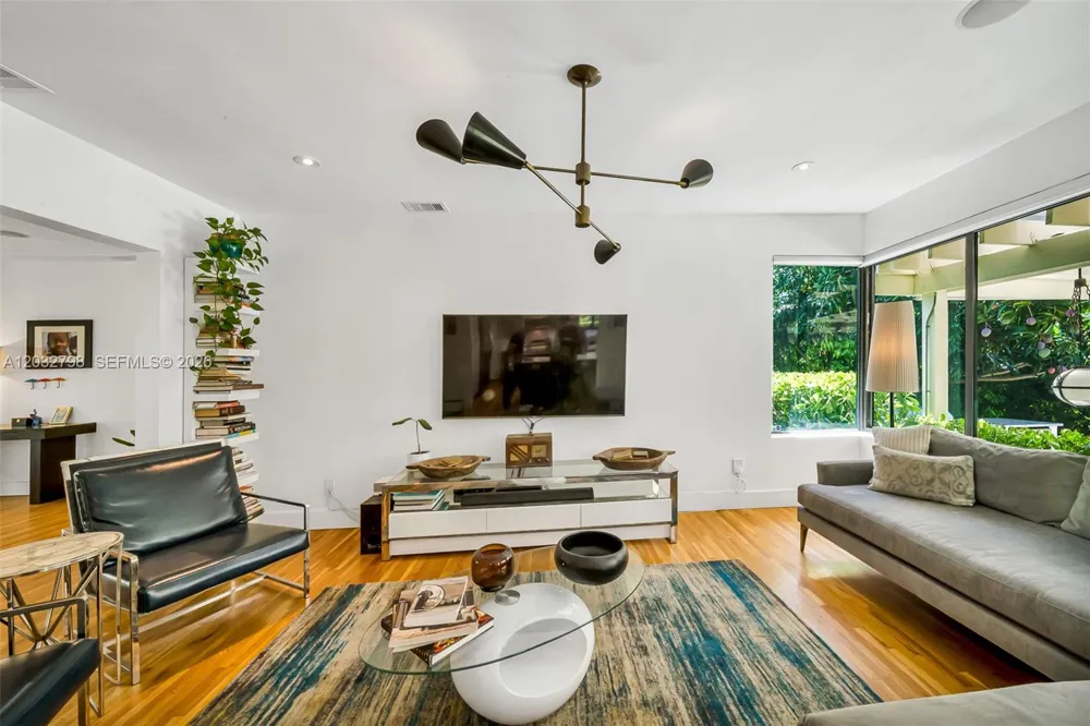 1172 NE 103rd St Miami Shores, FL 33138