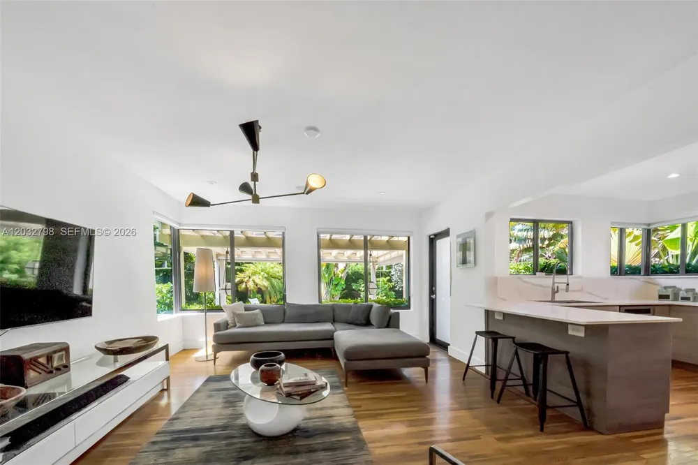 1172 NE 103rd St Miami Shores, FL 33138
