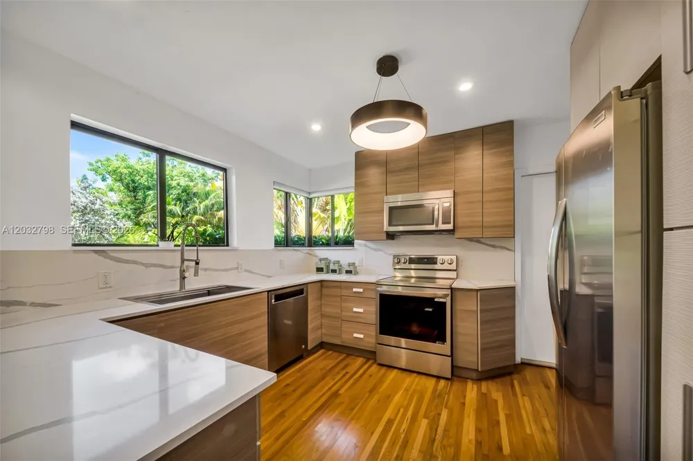 1172 NE 103rd St Miami Shores, FL 33138