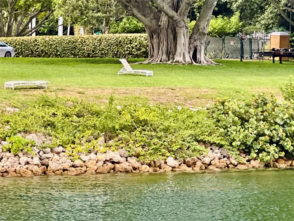 304 GOLFVIEW ROAD #PH North Palm Beach, FL 33408