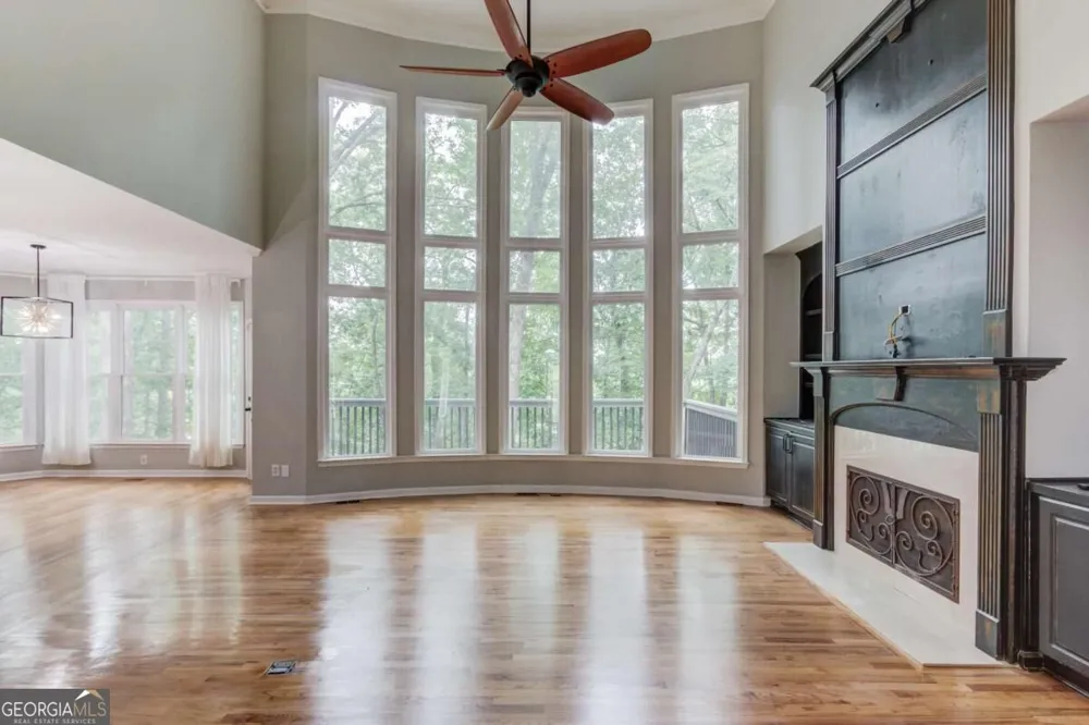 1920 Woods River LN Duluth, GA 30097