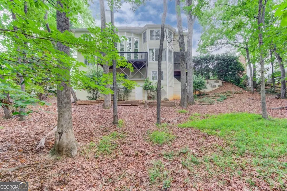 1920 Woods River LN Duluth, GA 30097