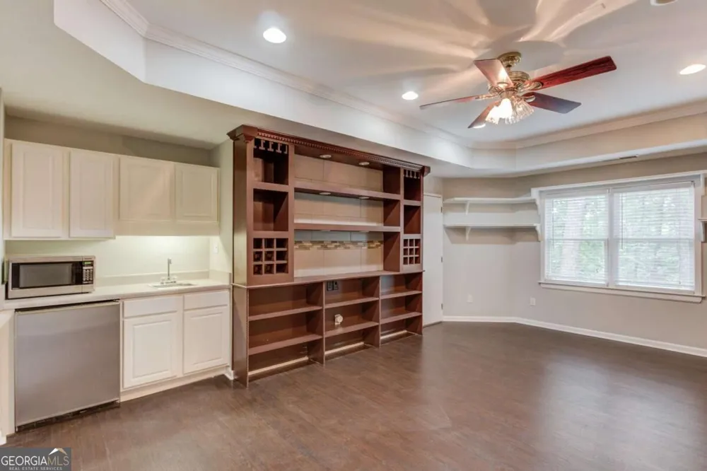 1920 Woods River LN Duluth, GA 30097