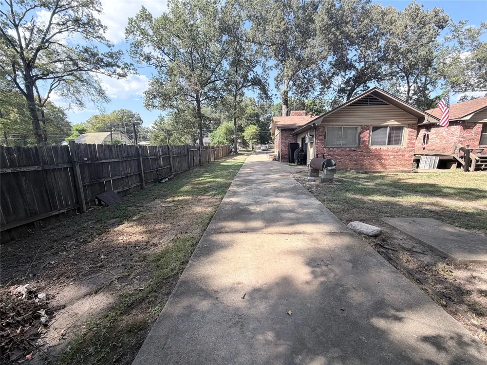 4127 Ridgeway Street Shreveport, LA 71107