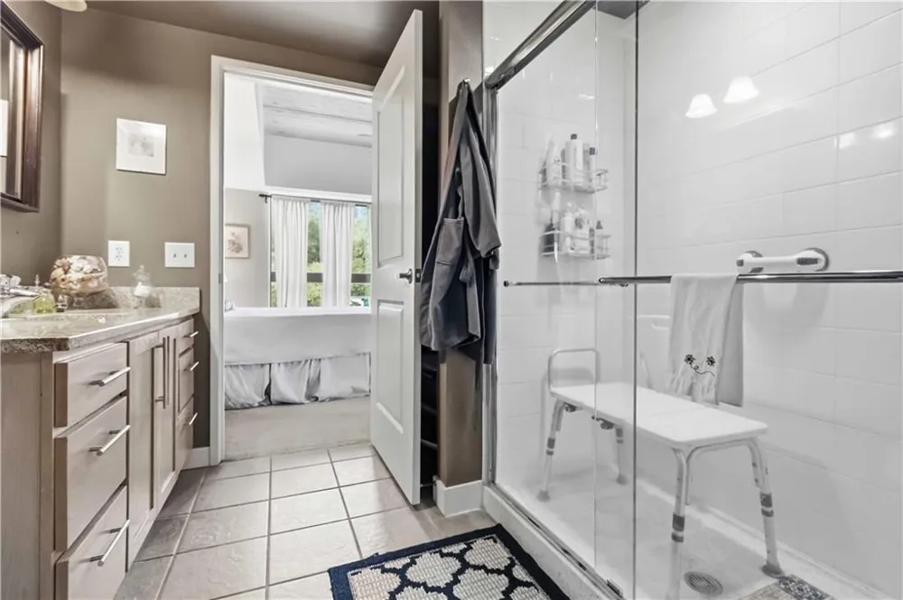 563 Memorial Drive #302 Atlanta, GA 30312