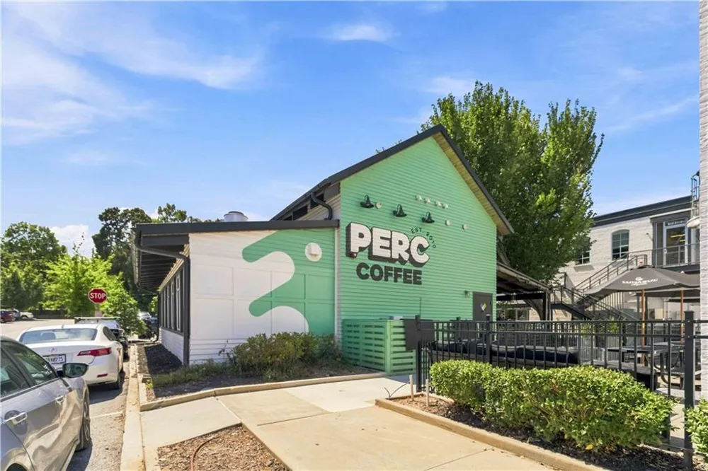563 Memorial Drive #302 Atlanta, GA 30312