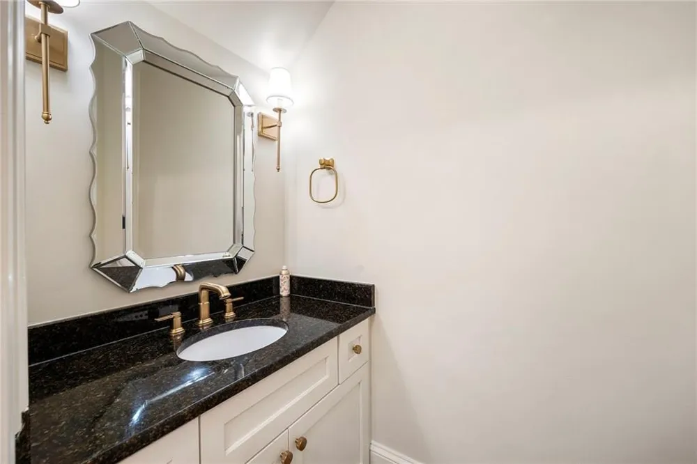 750 Sturges Way Johns Creek, GA 30022