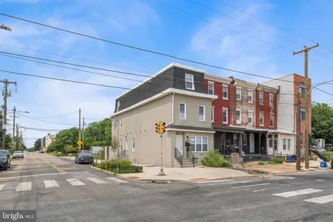 700 42ND STREET