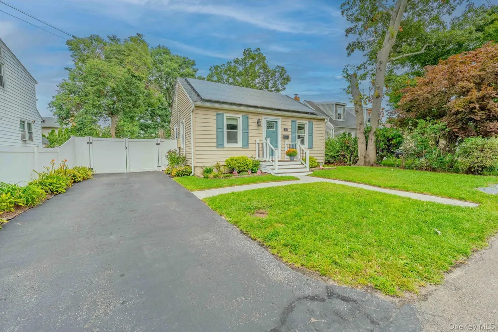 41 W 6th Street Patchogue, NY 11772