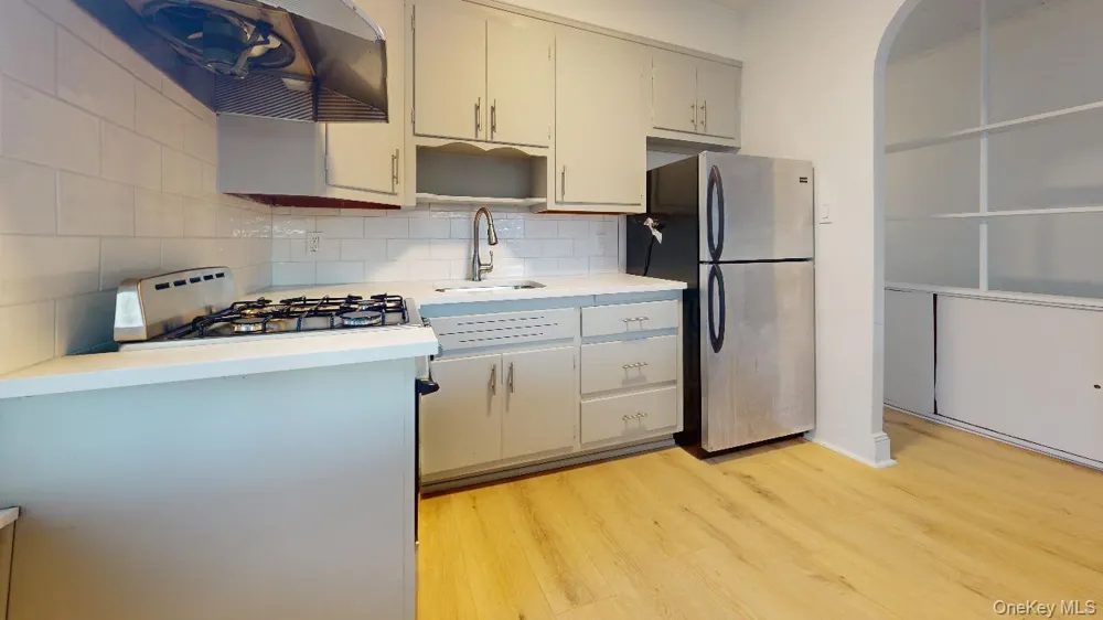 96-29 72nd Road #2 Forest Hills, NY 11375