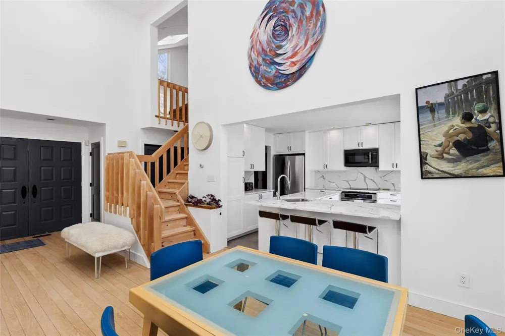 44 Diane Drive East Hampton, NY 11937