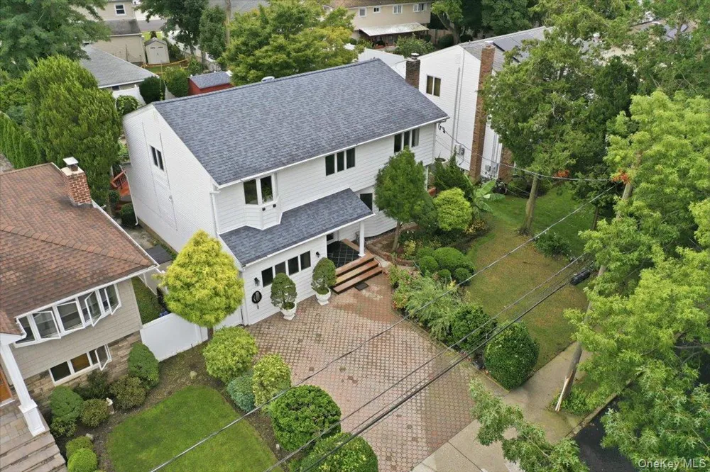 701 Hoover Street North Bellmore, NY 11710