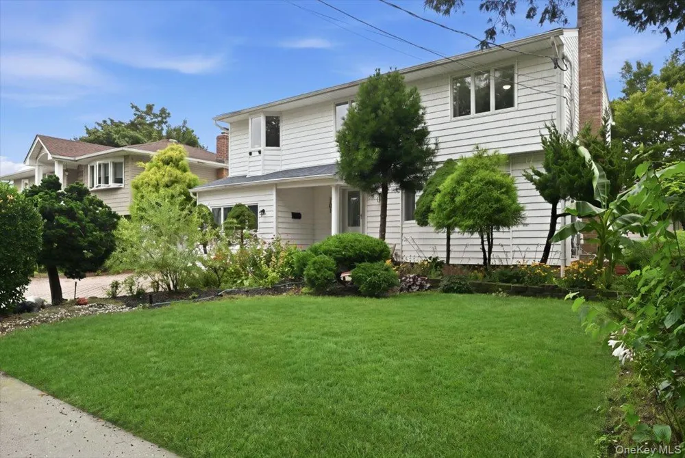 701 Hoover Street North Bellmore, NY 11710