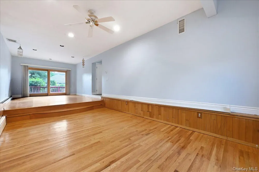 701 Hoover Street North Bellmore, NY 11710