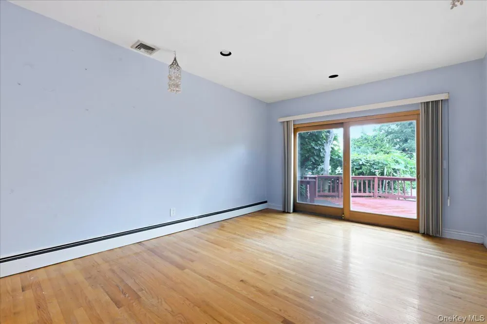 701 Hoover Street North Bellmore, NY 11710
