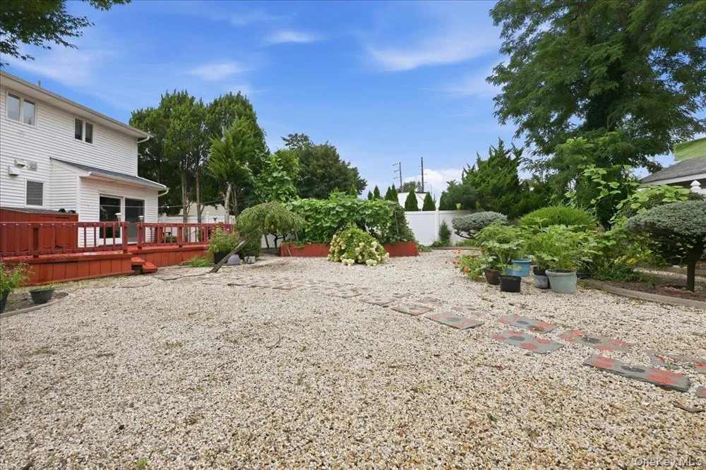 701 Hoover Street North Bellmore, NY 11710