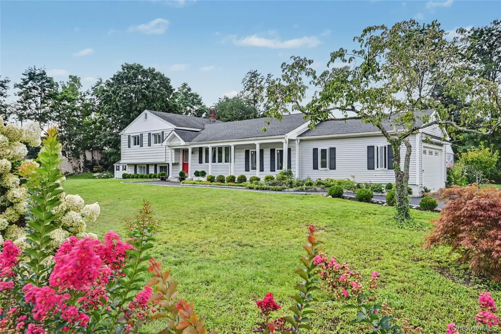 3725 Barger Street Shrub Oak, NY 10588