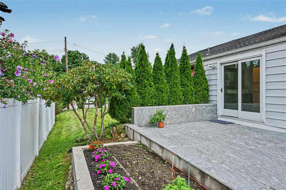 3725 Barger Street Shrub Oak, NY 10588