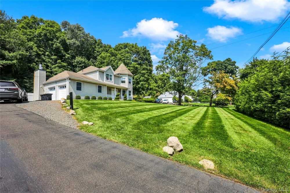 169 S Pascack Road Nanuet, NY 10954