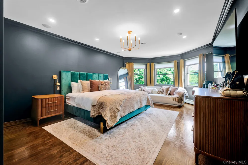 169 S Pascack Road Nanuet, NY 10954