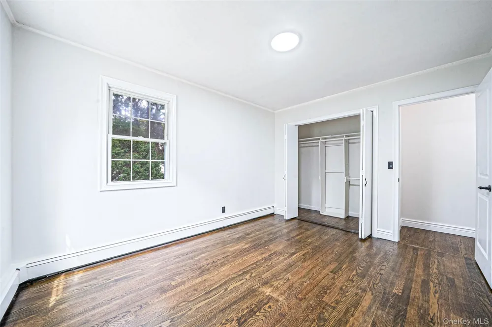 68 Oakdale Avenue Selden, NY 11784