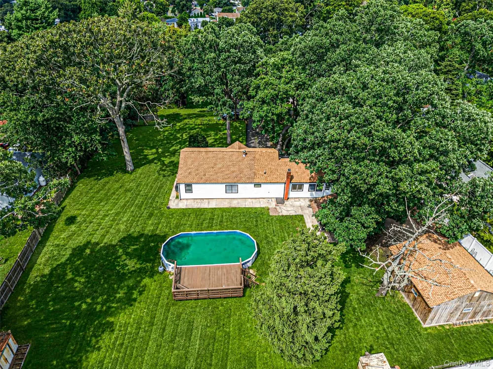 68 Oakdale Avenue Selden, NY 11784