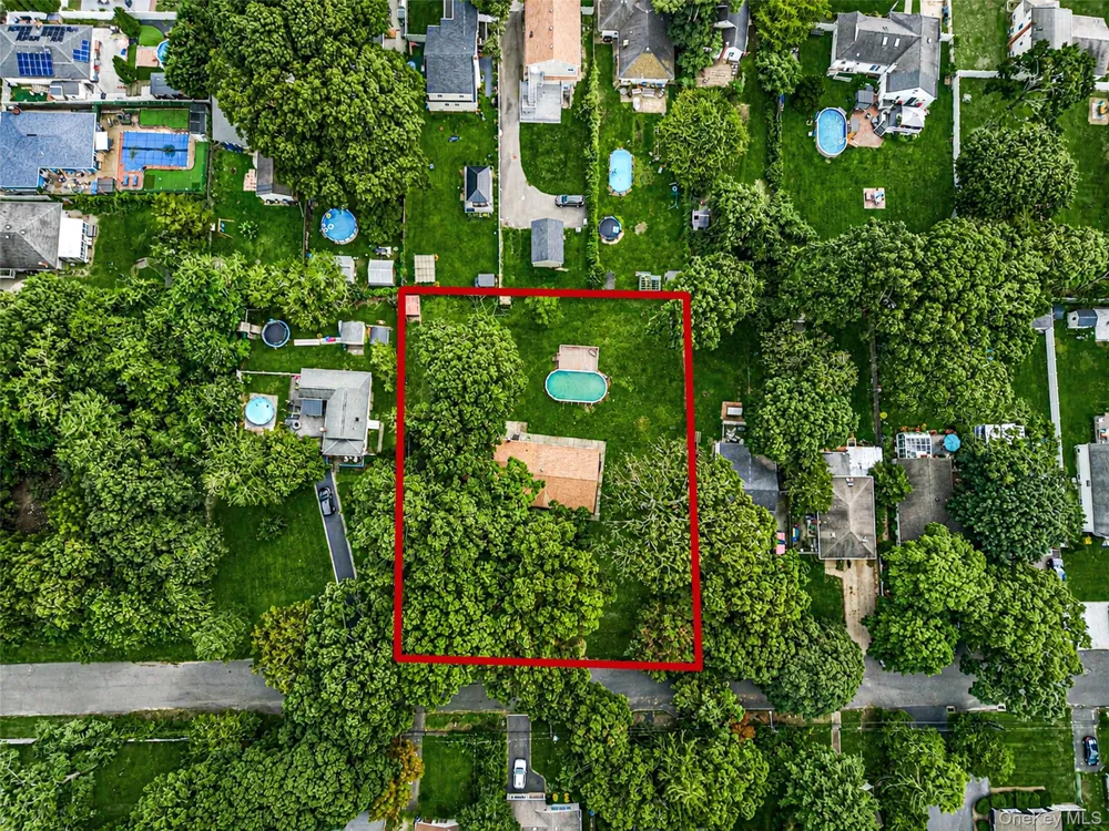 68 Oakdale Avenue Selden, NY 11784