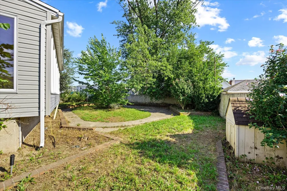 251 Perkins Avenue Oceanside, NY 11572