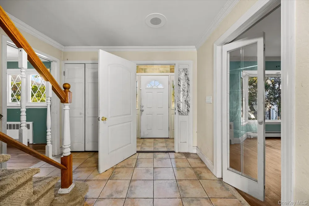 251 Perkins Avenue Oceanside, NY 11572
