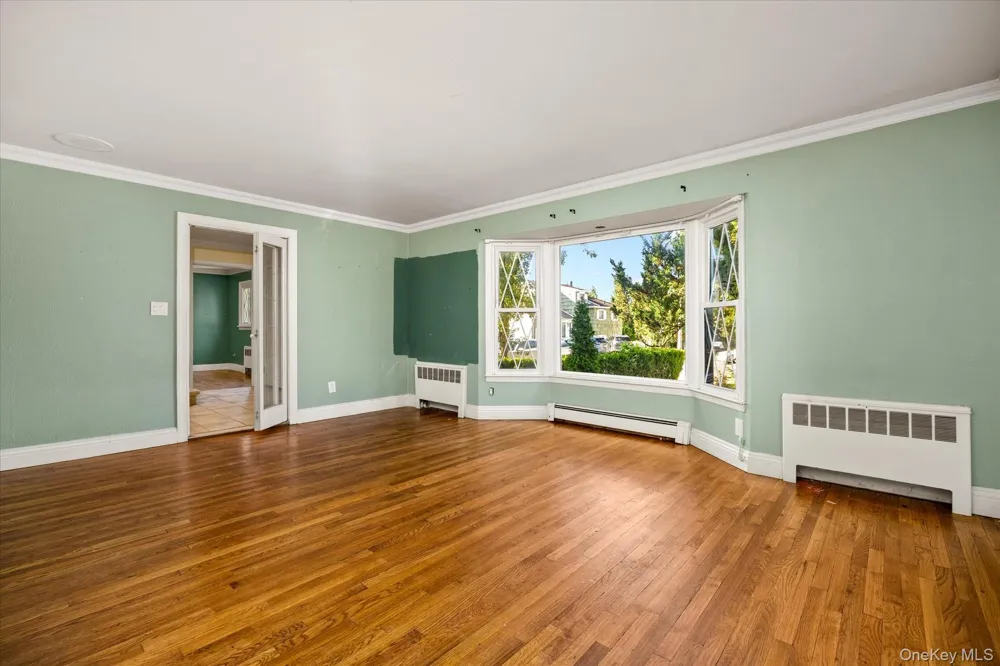 251 Perkins Avenue Oceanside, NY 11572