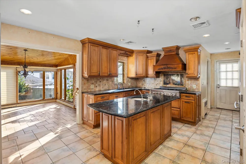 251 Perkins Avenue Oceanside, NY 11572