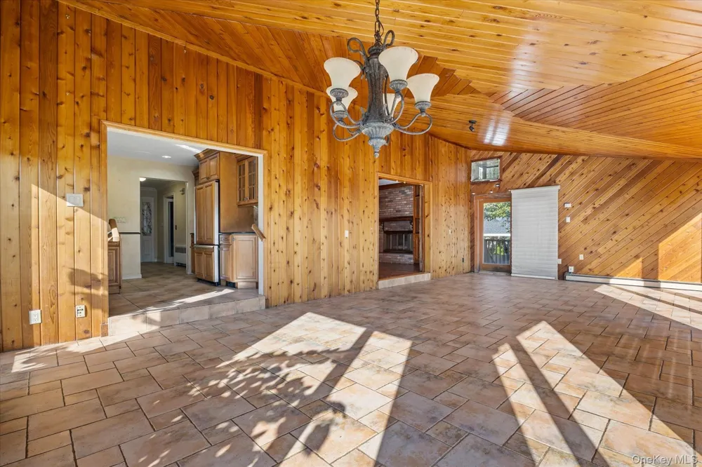 251 Perkins Avenue Oceanside, NY 11572