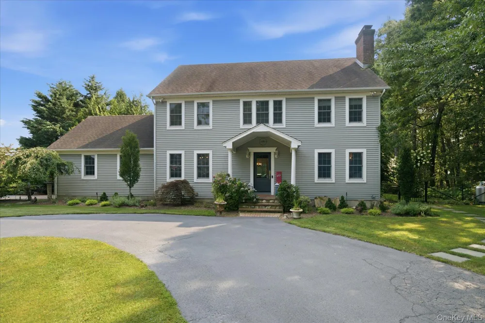 147B Old Country Road Remsenburg, NY 11960