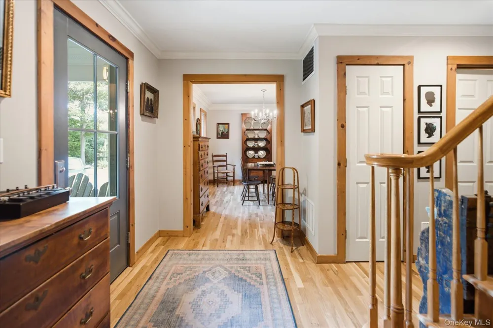 147B Old Country Road Remsenburg, NY 11960