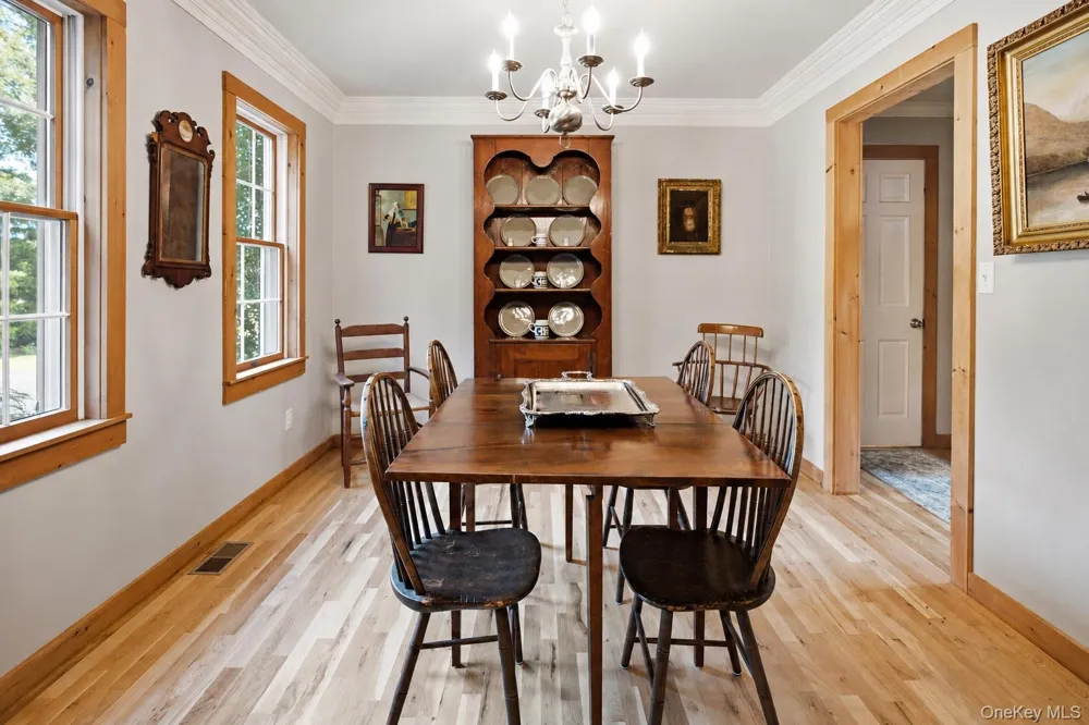 147B Old Country Road Remsenburg, NY 11960