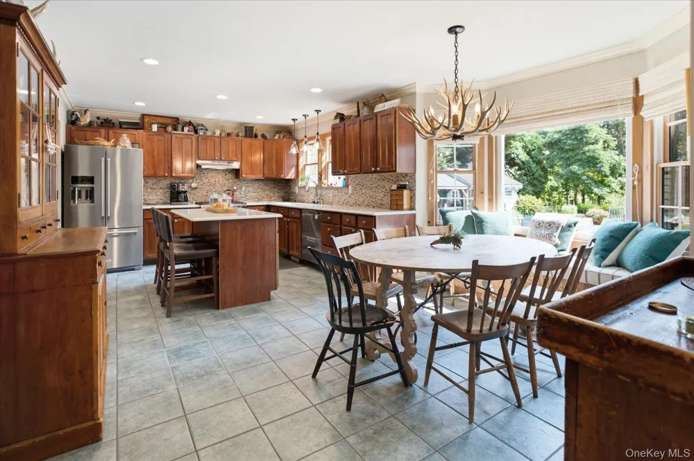 147B Old Country Road Remsenburg, NY 11960